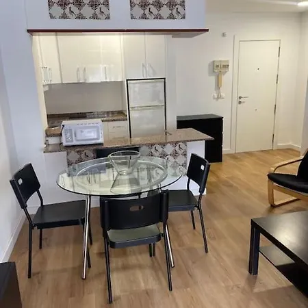 Agradable Apto A Pie De Playa דירה *